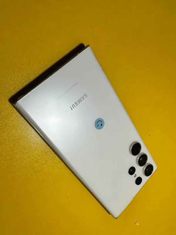 Samsung S23 ultra 256\12 gb 4