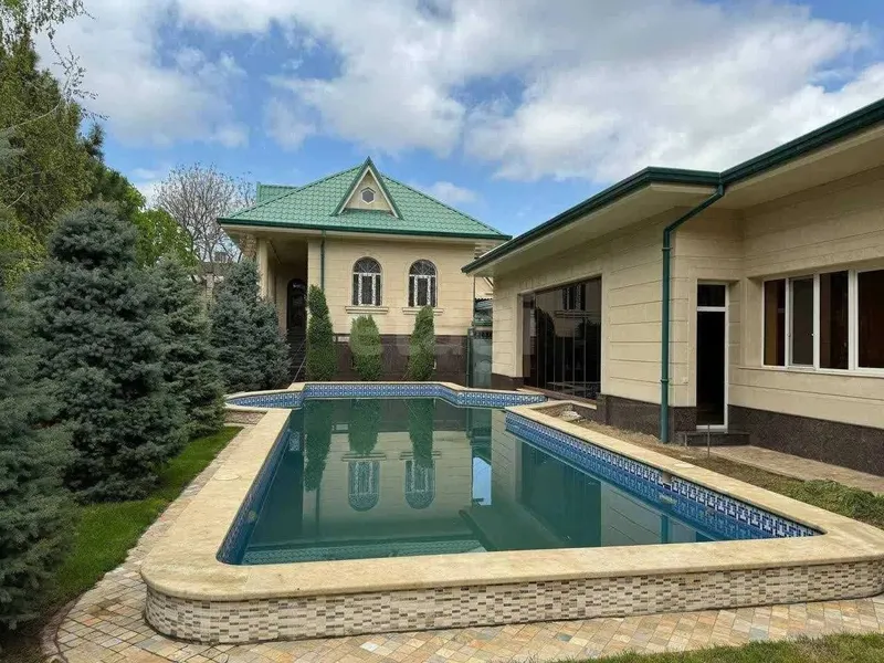 ПРОДАЁТСЯ ДОМ Мирзо Улугбеский район Центр Луначарского/Чайхана Салом — фото 2