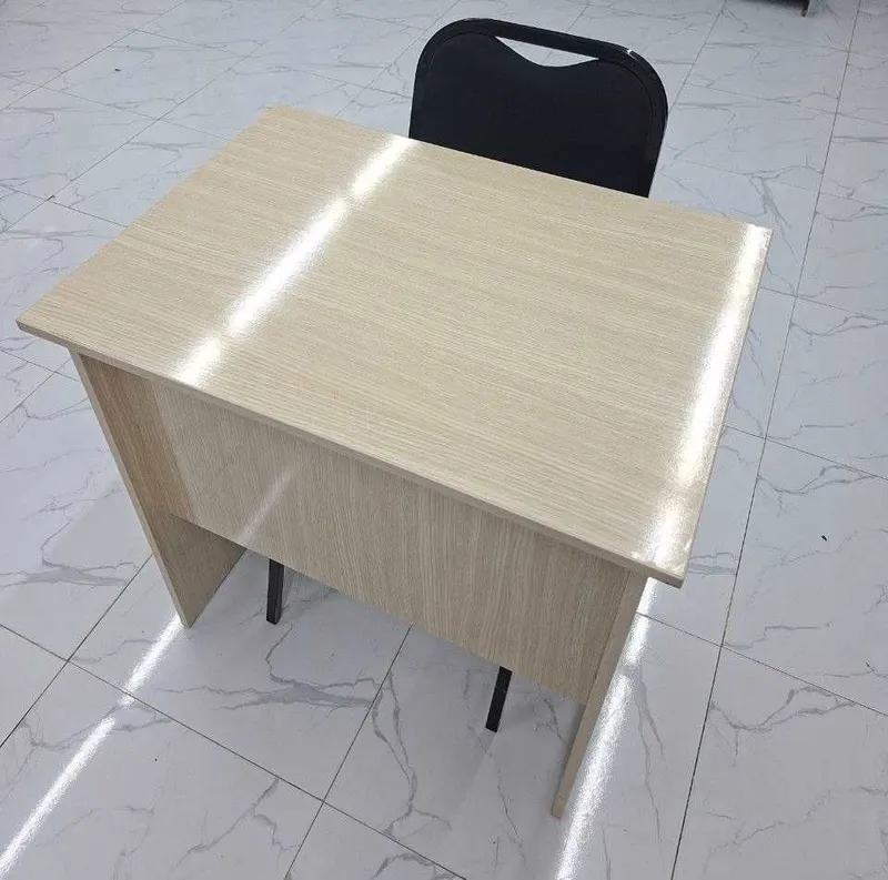O'quv markaz va ofislar uchun 1 kishilik stol va partalar. 1 O'quv markaz va ofislar uchun 1 kishilik stol va partalar. 1