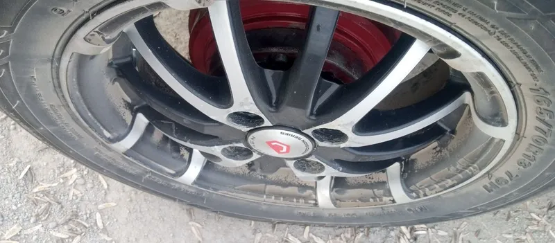 Saka deska 13 xolati zur