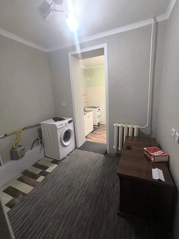 Продам срочно 1 комнатную 2х6 Чиланзар 23 — фото 2