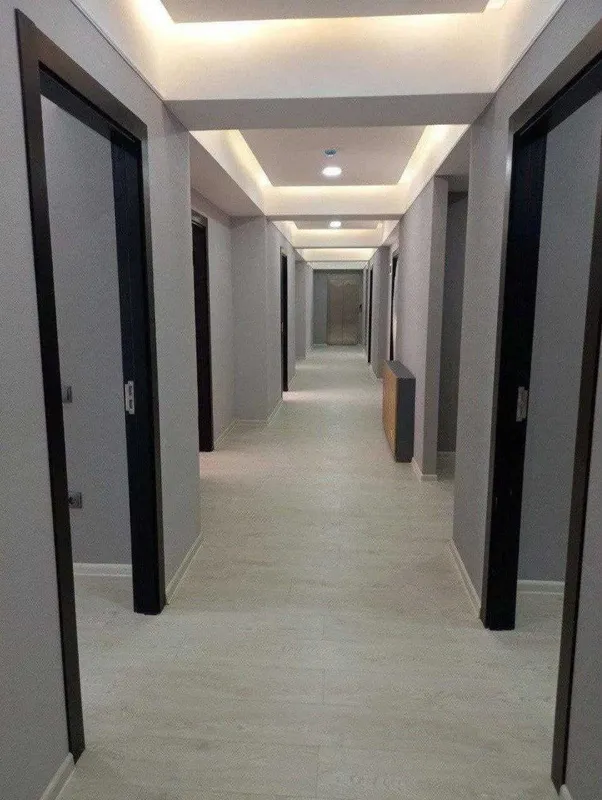 Продается офисное помещение в бизнес центре. 350м2 с ремонтом — фото 3