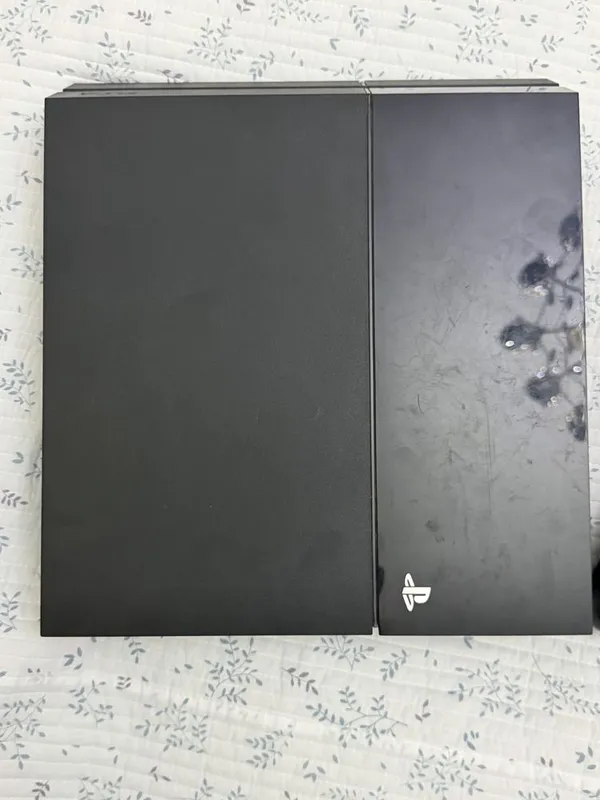 Sony PlayStation 4