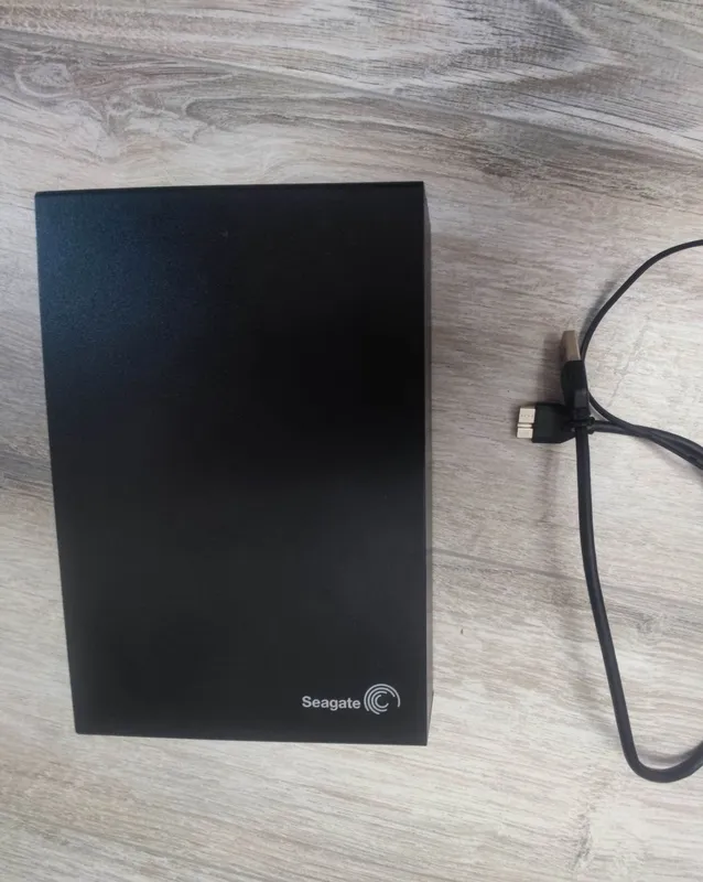 Hdd Внешний диск Seagate 3 тб коробка документ бор могу отправить bts