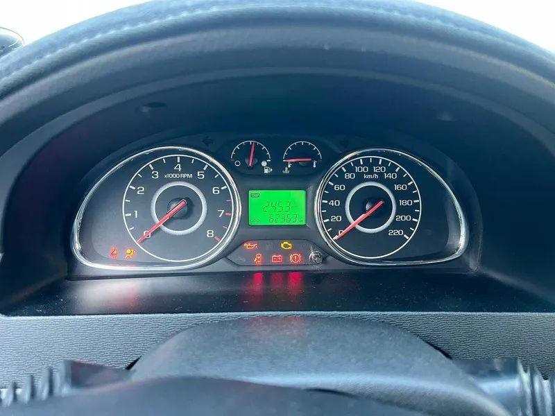 Chevrolet Gentra 5