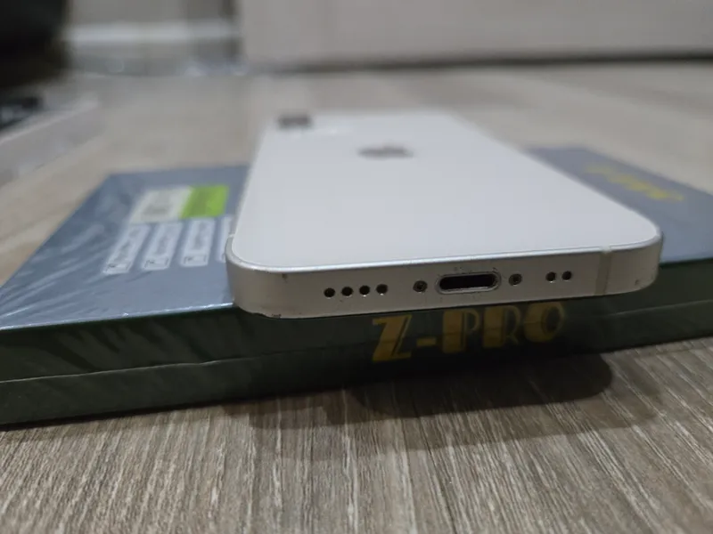 iPhone 12 Mini 4