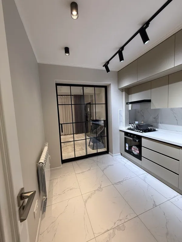 3 xonali kvartira, 112 m², 9 qavatdan 5-qavat, mebel va texnika 9