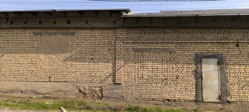 Qurilishi bitmagan hovli sotiladi