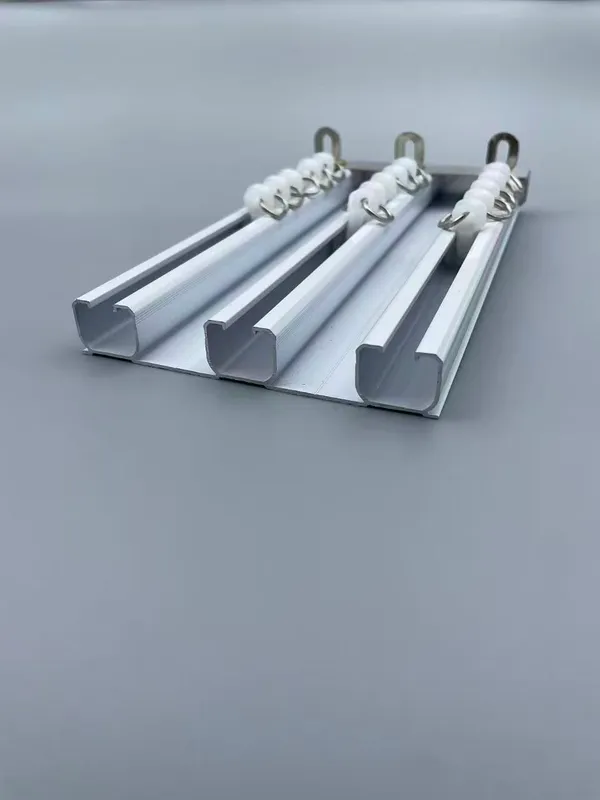 Alyuminiy shift karnizi 1 Alyuminiy shift karnizi 1