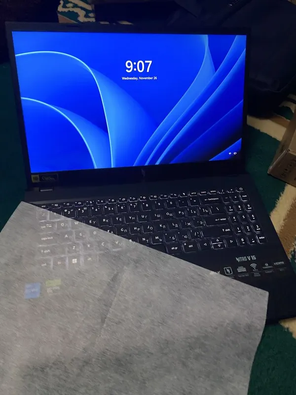 Acer Nitro V 15 .