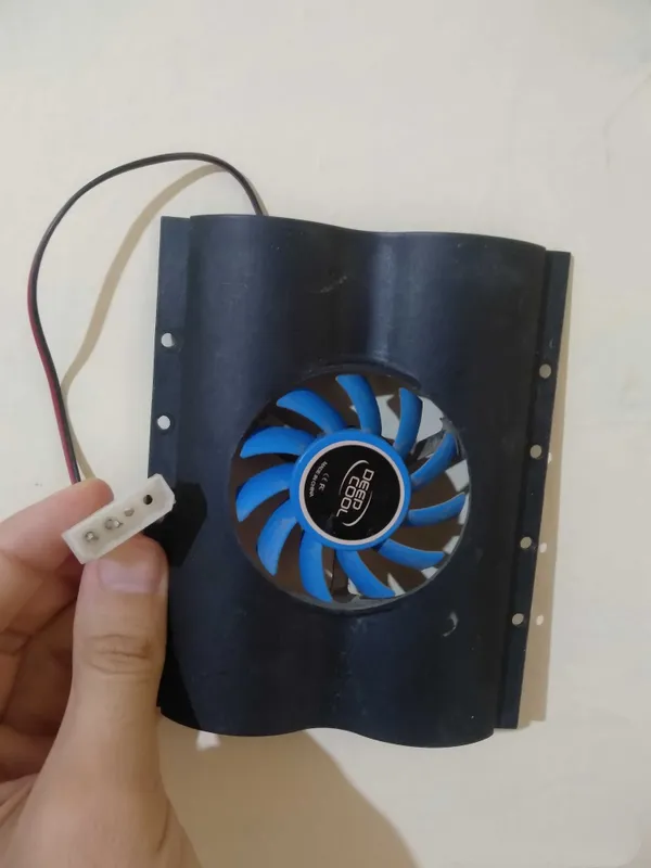 Hdd uchun kuler DeepCool, Кулер для жёсткий диск Hdd DeepCool 1 Hdd uchun kuler DeepCool, Кулер для жёсткий диск Hdd DeepCool 1