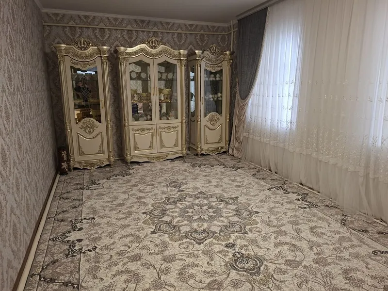 Фаргона шахар гос снабда икки каватли ховли