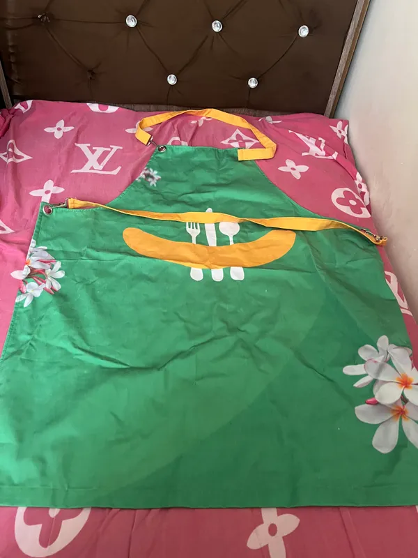 Продаю фартук 1 Продаю фартук 1
