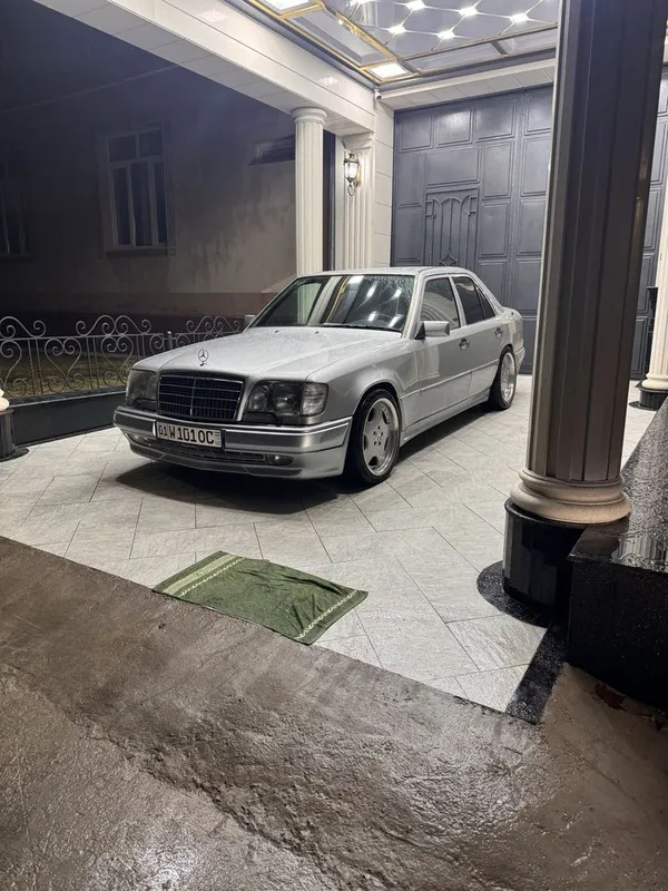 W124 mercedes-benz 4