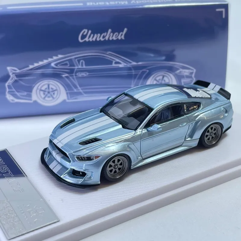 1:64 Ford Mustang машинка игрушка коллекция 4 1:64 Ford Mustang машинка игрушка коллекция 4