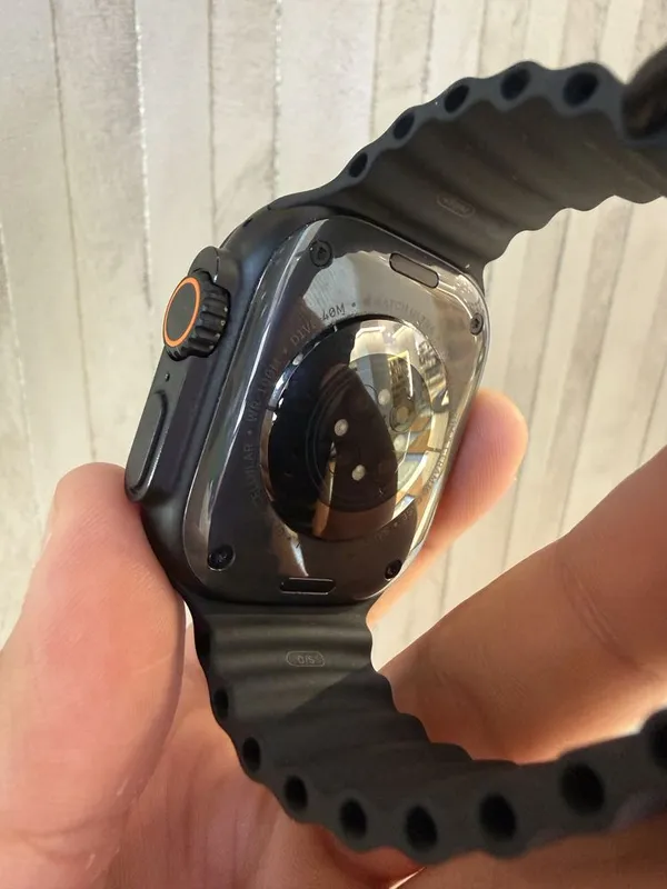 Apple Ultra watch 3 49mm black 4 Apple Ultra watch 3 49mm black 4