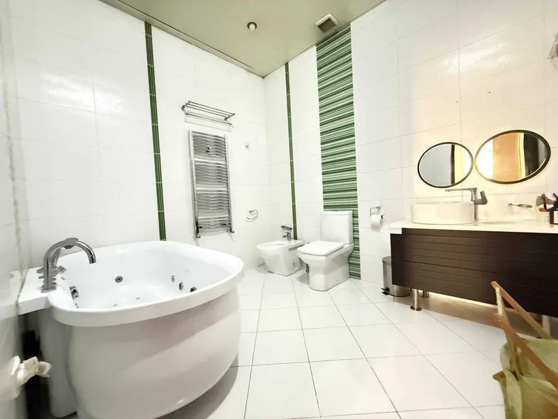 ул.Ивлева ул.Кичик Мирабад 7-сот 2-эт 6-комн 350 м² ремонт — фото 8