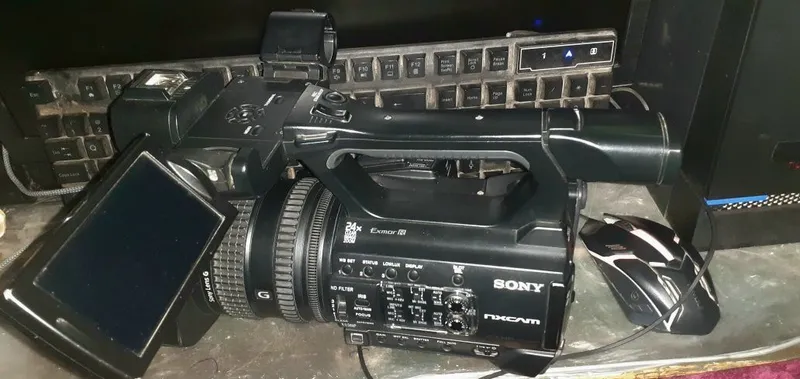 Sony nx100 sotiladi. — фото 1