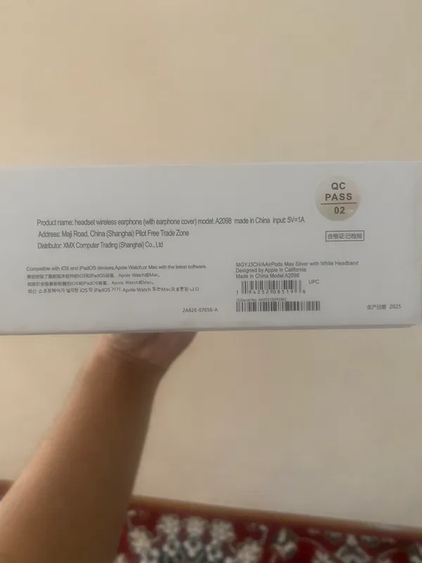 iPhone Air pods pro Max