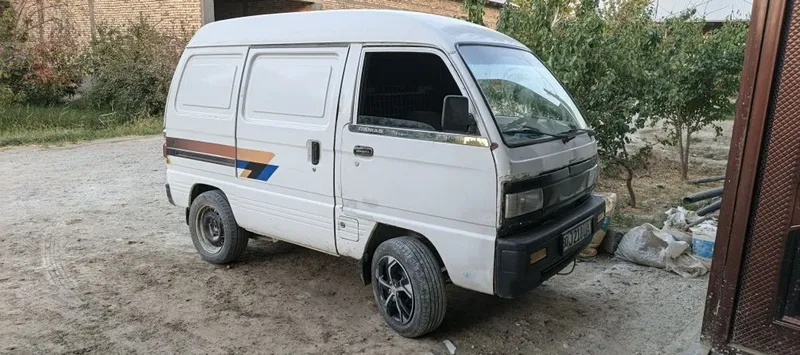 Дамас ван. .