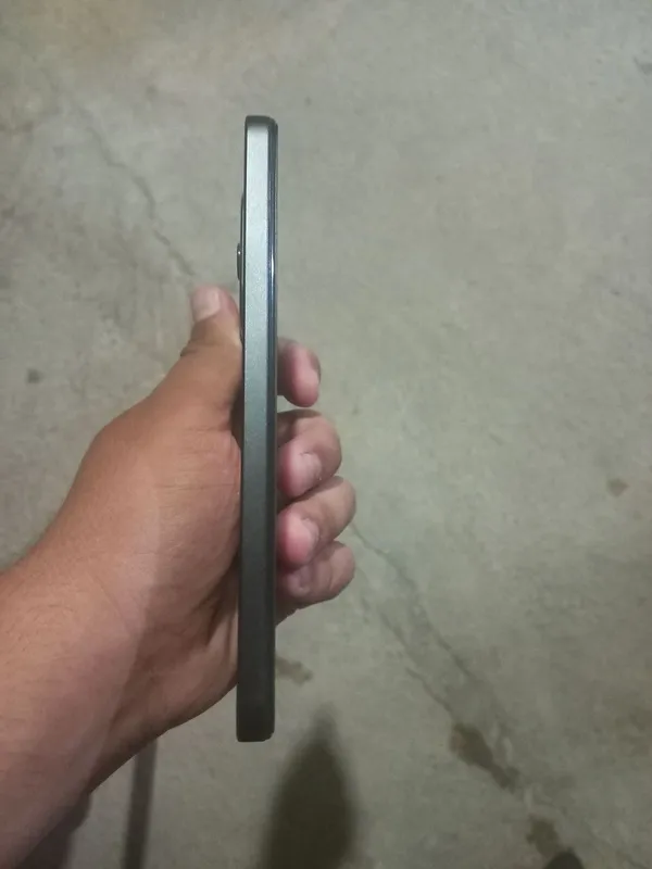 Redmi note 14 karopka dakument bor sotiladi srochniy 4 Redmi note 14 karopka dakument bor sotiladi srochniy 4