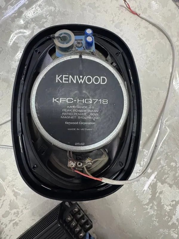 Kenwood 718 Usletel Jbl sotladi — фото 3