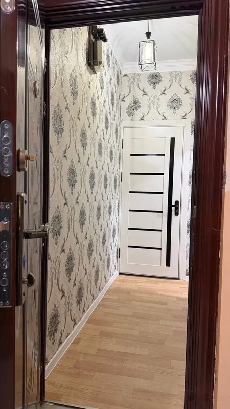 Yalangach 2/3/4, 48 m², Maishiy xizmat uyi, Shirin bozori 6 Yalangach 2/3/4, 48 m², Maishiy xizmat uyi, Shirin bozori 6