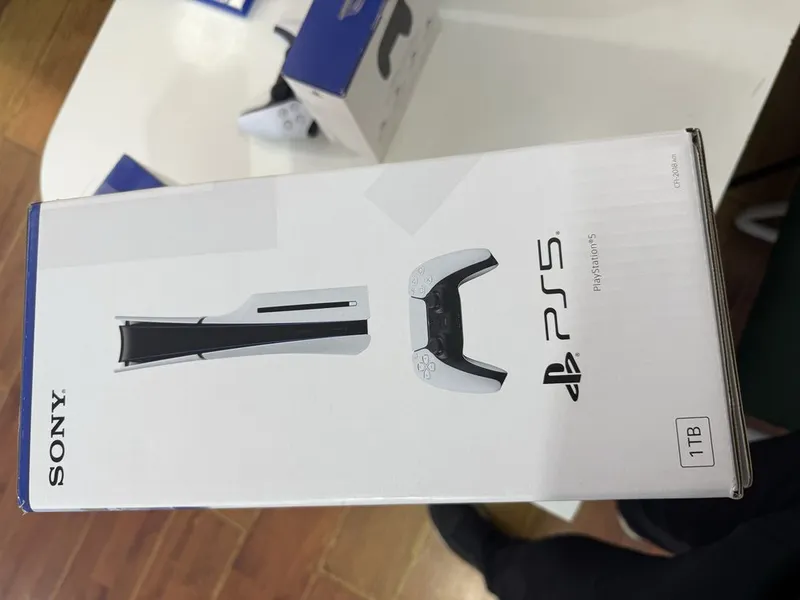 PS5 (1TB) Slim+ Disk (+yangi ochilmagan joystik, +yangi zaryadnik) — фото 3