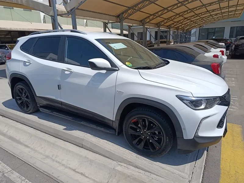 Tracker 2 2024 LTZ Kraska Toza Polniy Navarot boshiga 850$ bilan ! 3 Tracker 2 2024 LTZ Kraska Toza Polniy Navarot boshiga 850$ bilan ! 3
