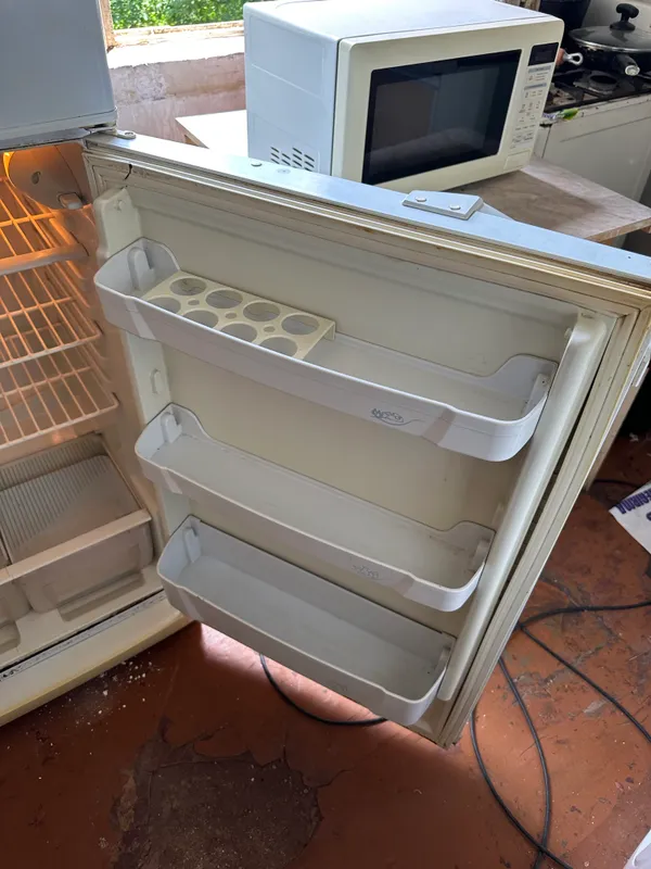 Холодильник Indesit отличный 6 Холодильник Indesit отличный 6