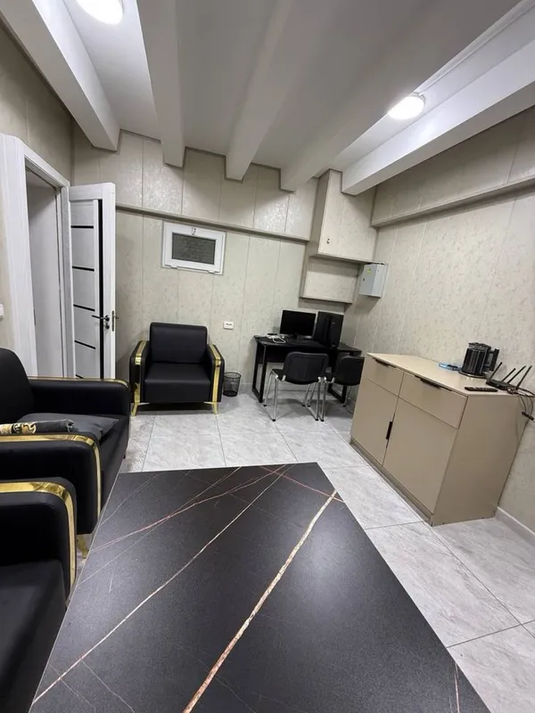 Аренда под офис 43кв.м С Мебелью! Лабзак недалеко Ташкент сити 450у.е 3 Аренда под офис 43кв.м С Мебелью! Лабзак недалеко Ташкент сити 450у.е 3