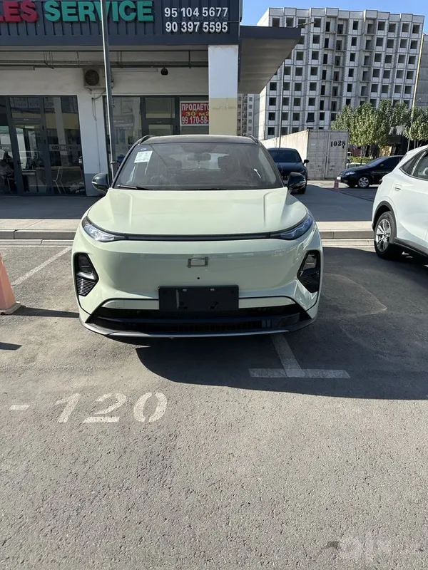 Betune yueyi 07 gibrit 1.500km zapasxod 1 Betune yueyi 07 gibrit 1.500km zapasxod 1
