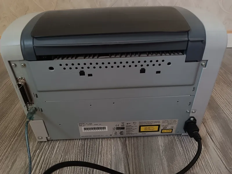 Продаю надёжный лазерный принтер Epson EPL-6200L