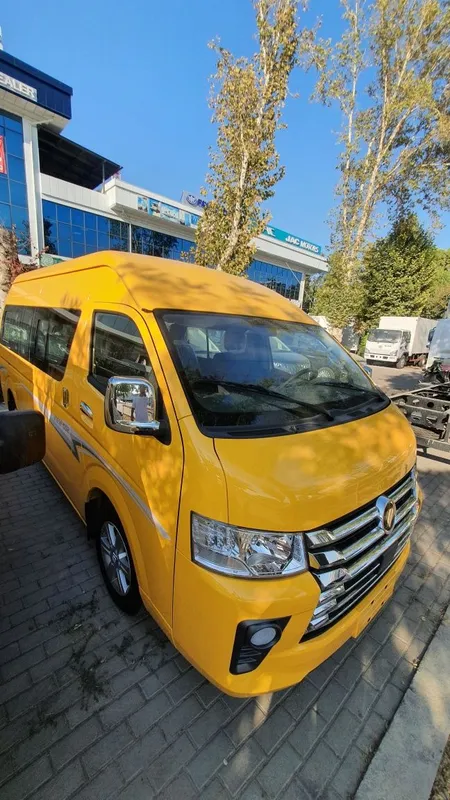 Mikroavtobus FOTON VIEW CS 2 3 Mikroavtobus FOTON VIEW CS 2 3