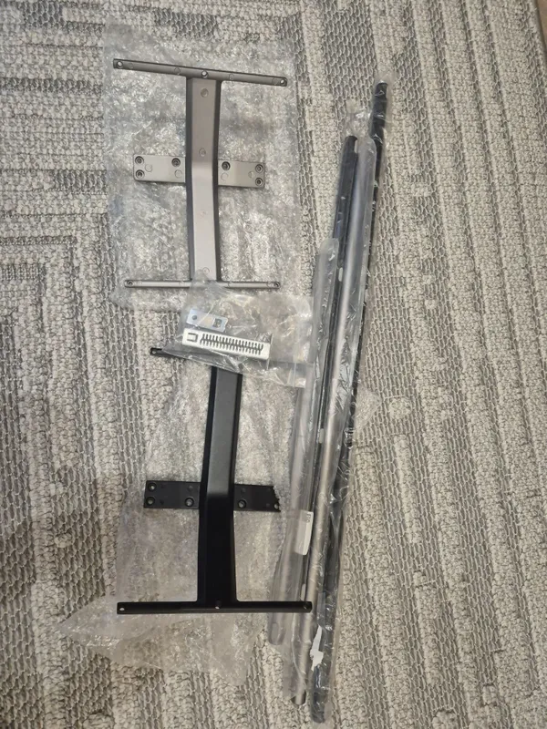 Оригинальная подставка (ножка) для телевизора Hofmann 55" (Новая) 1 Оригинальная подставка (ножка) для телевизора Hofmann 55" (Новая) 1
