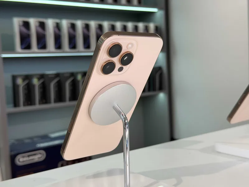 MUDDATLI TO'LOV iPhone 16 Pro Max 256 Gb 2 MUDDATLI TO'LOV iPhone 16 Pro Max 256 Gb 2