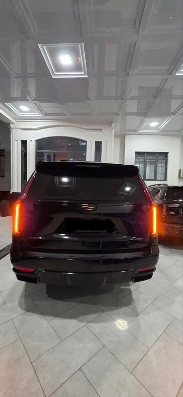 Cadillac Escalade sport platinum — фото 1