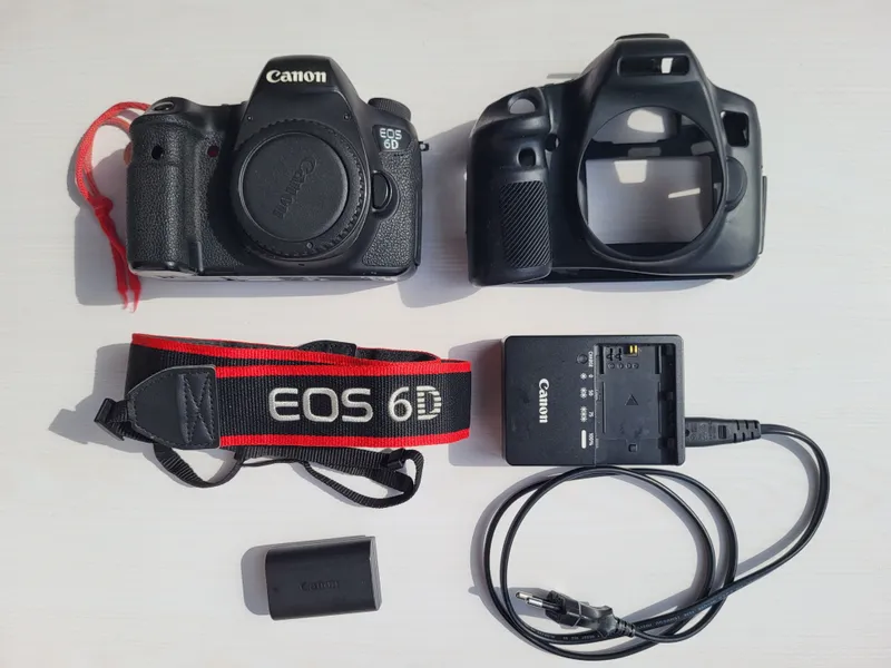 Камера Canon EOS 6D BODY