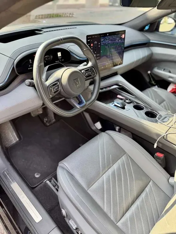 Zeekr 001 We 4WD 95kwh naxt va xalol nasiya 3