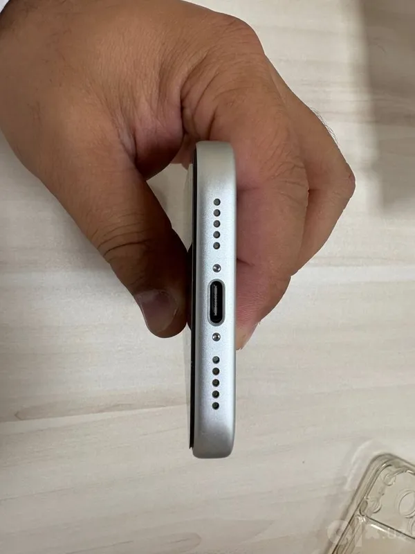 Apple 17 pro. 5 Apple 17 pro. 5