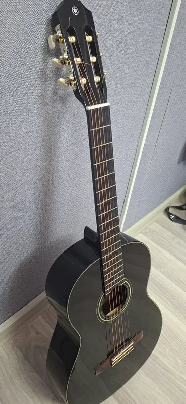 Продам гитару 3