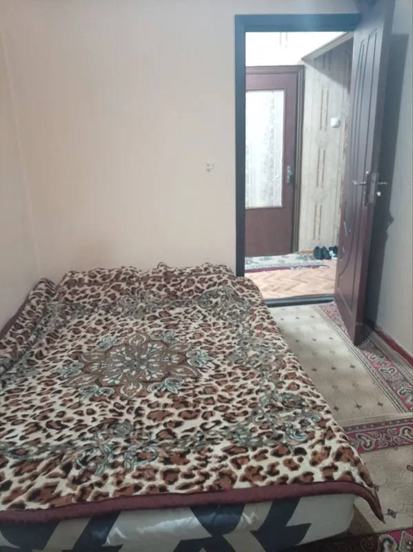 В Сергелийском районе 2-комнатный дом на 1 этаже 8