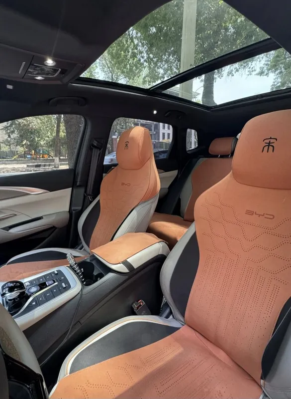 BYD Song + ga chexol — фото 1