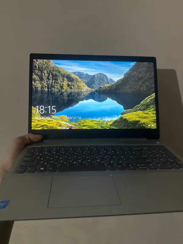 Ноутбук Lenovo 3 Ноутбук Lenovo 3