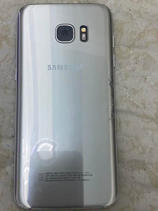 Galaxy S7 edge Galaxy S7 edge