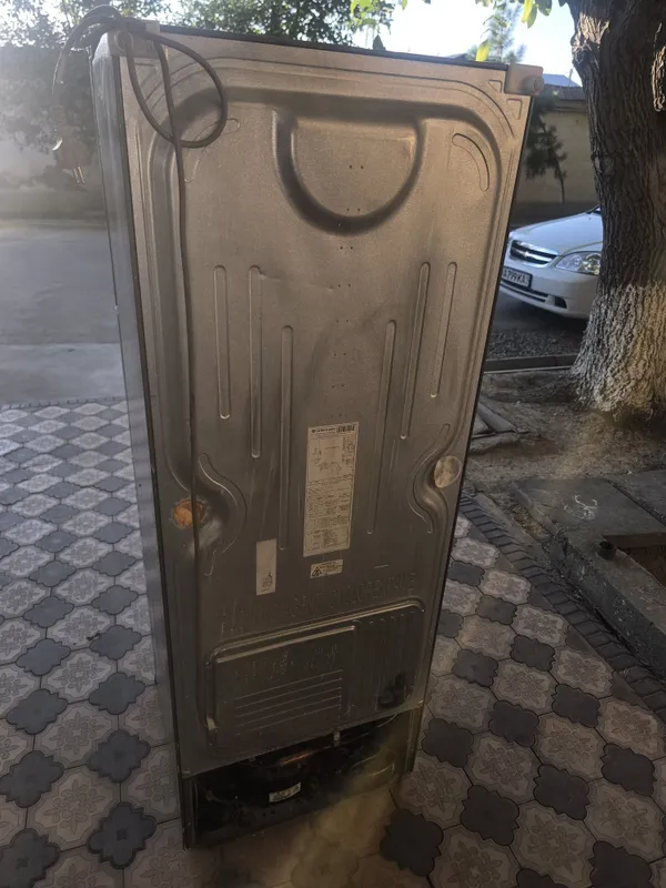Halodilnik LG ishi bor 2