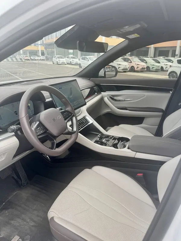 Byd chempion 605 Smart — фото 3