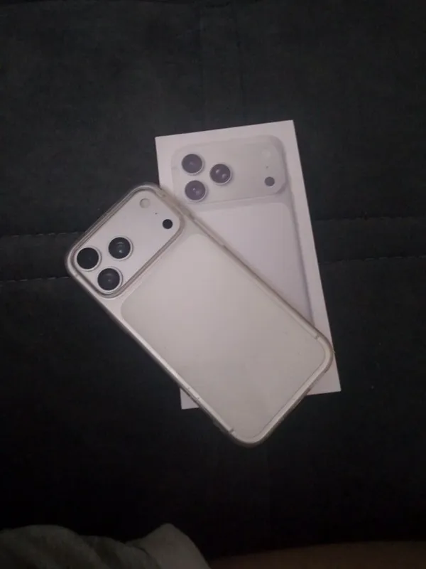 IPhone 17 Pro мах телефон 1