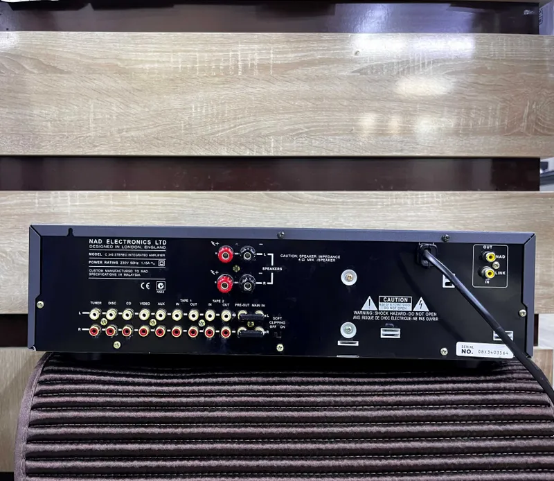 NAD C340 усилитель – почти как новый — фото 3