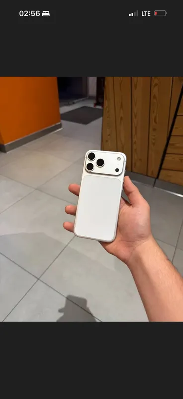 Iphone 17pro max срочно продаётся, обмена нет 2